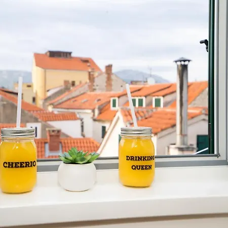 Fantattic Old Town Apartmán