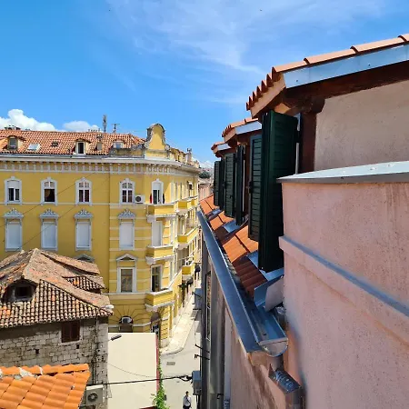 Διαμέρισμα Fantattic Old Town *
