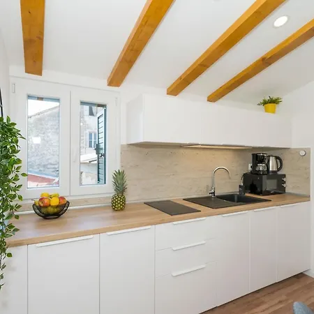 Fantattic Old Town Apartman