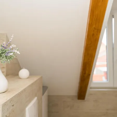 Fantattic Old Town Apartman