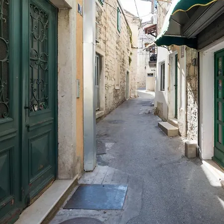 Fantattic Old Town 아파트
